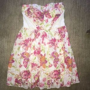 Strapless white flower printed dress